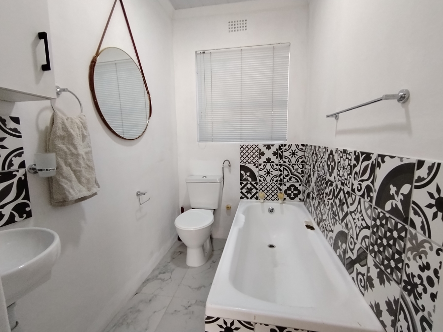 2 Bedroom Property for Sale in Silwood Heights Western Cape
